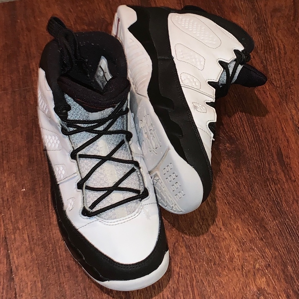 Jordan Retro 9